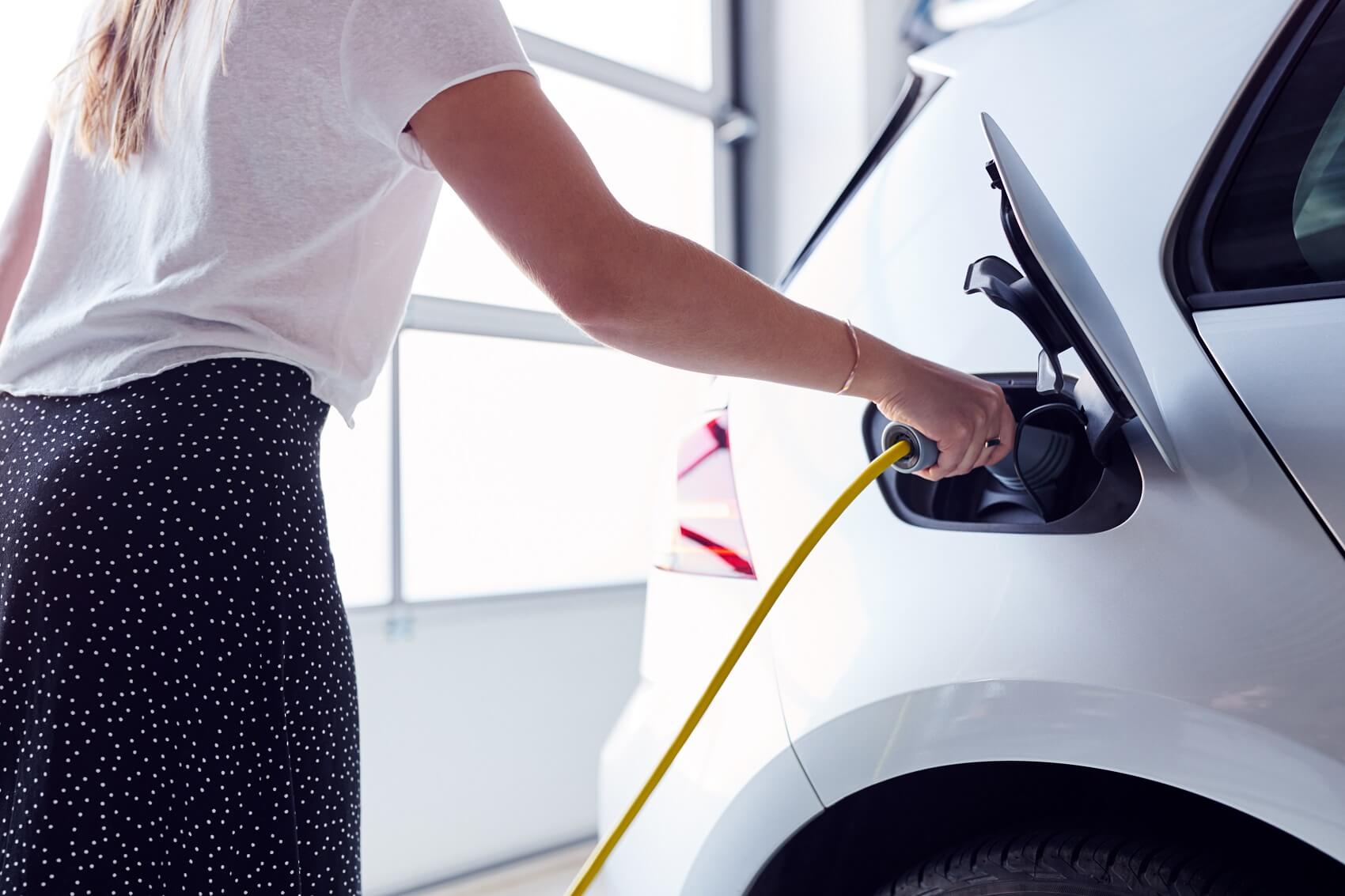 How Do Electric Vehicle Charging Stations Work 