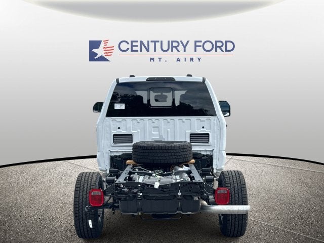 2027 Ford F-350SD XL