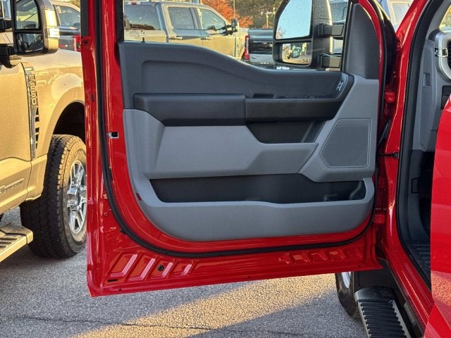2027 Ford F-350SD XL