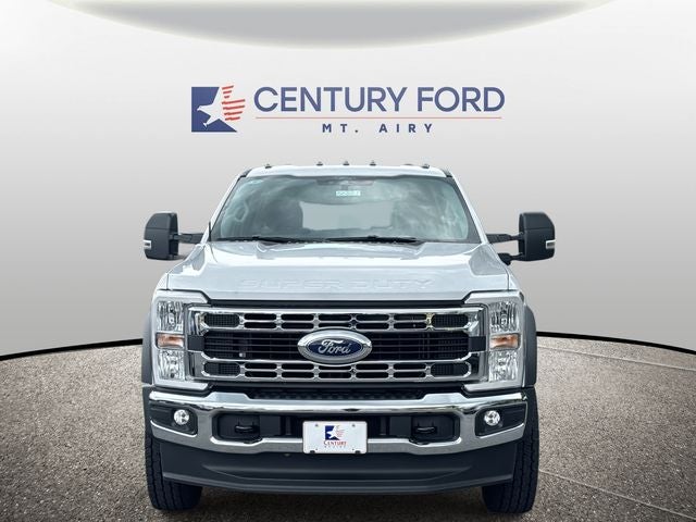 2025 Ford F-600SD XL