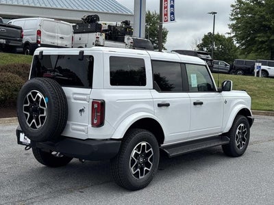 2026 Ford Bronco Outer Banks
