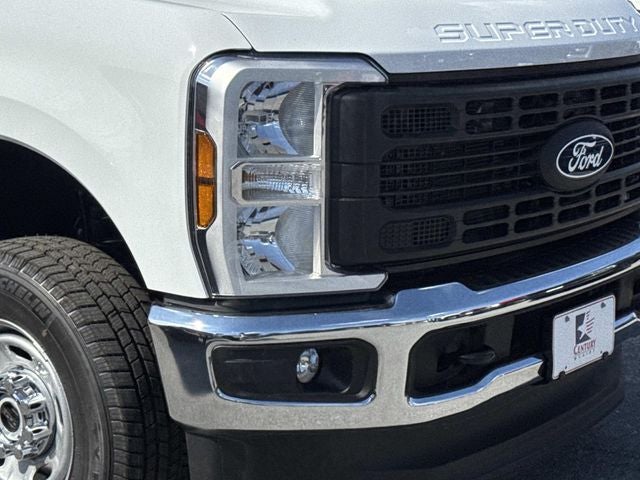 2027 Ford F-250SD XL