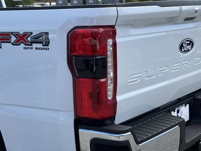 2027 Ford F-350SD Lariat