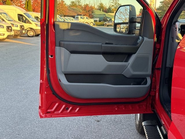 2027 Ford F-350SD XL