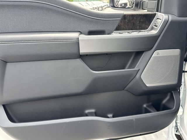 2025 Ford F-350SD Lariat