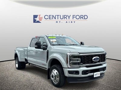 2025 Ford F-450 Platinum DRW