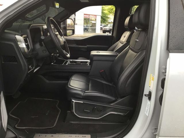 2025 Ford F-450 Platinum DRW