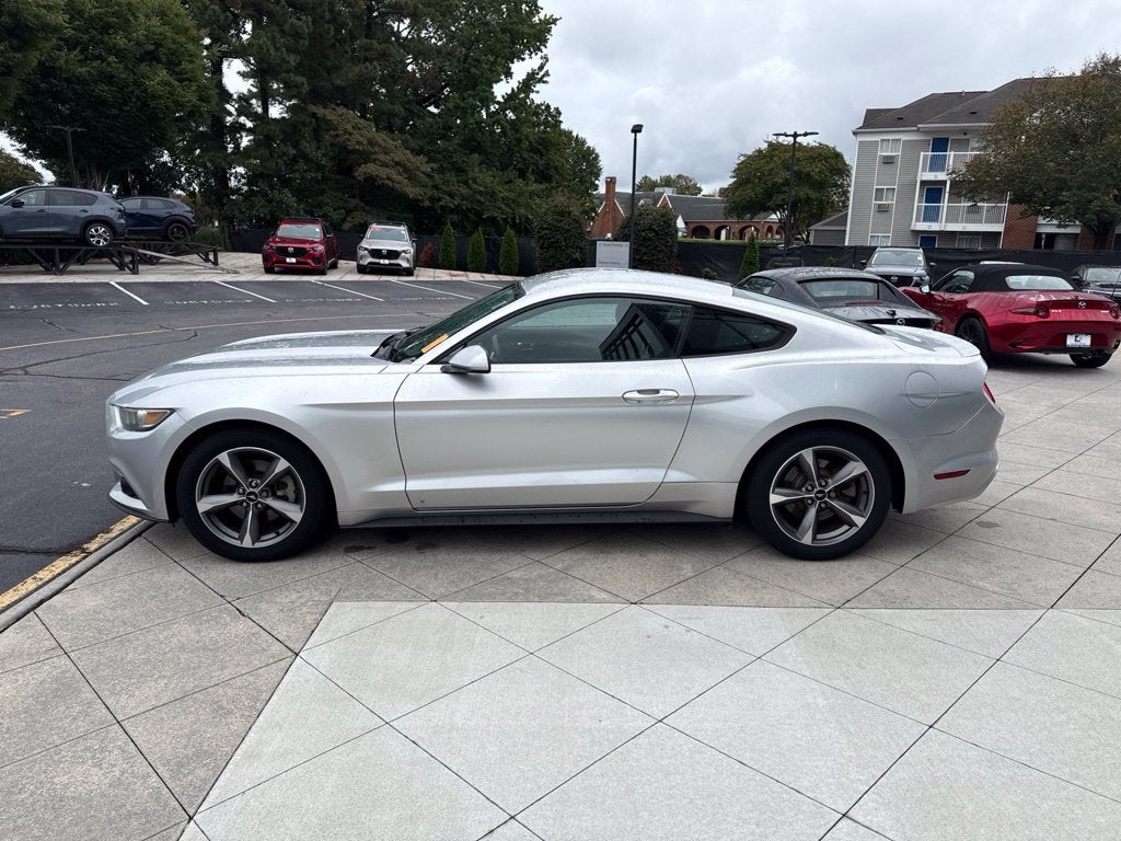 2015 Ford Mustang V6
