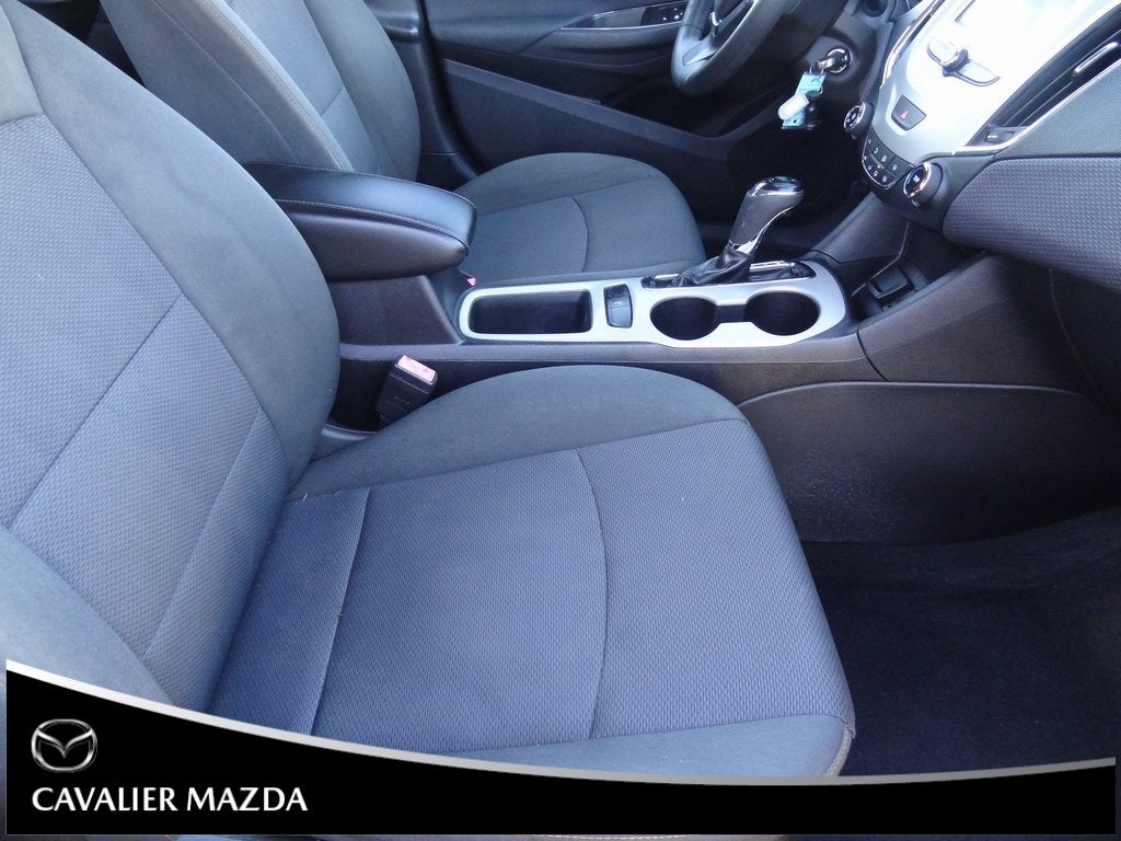 2018 Chevrolet Cruze LS