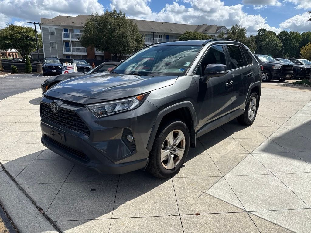 2020 Toyota RAV4 XLE