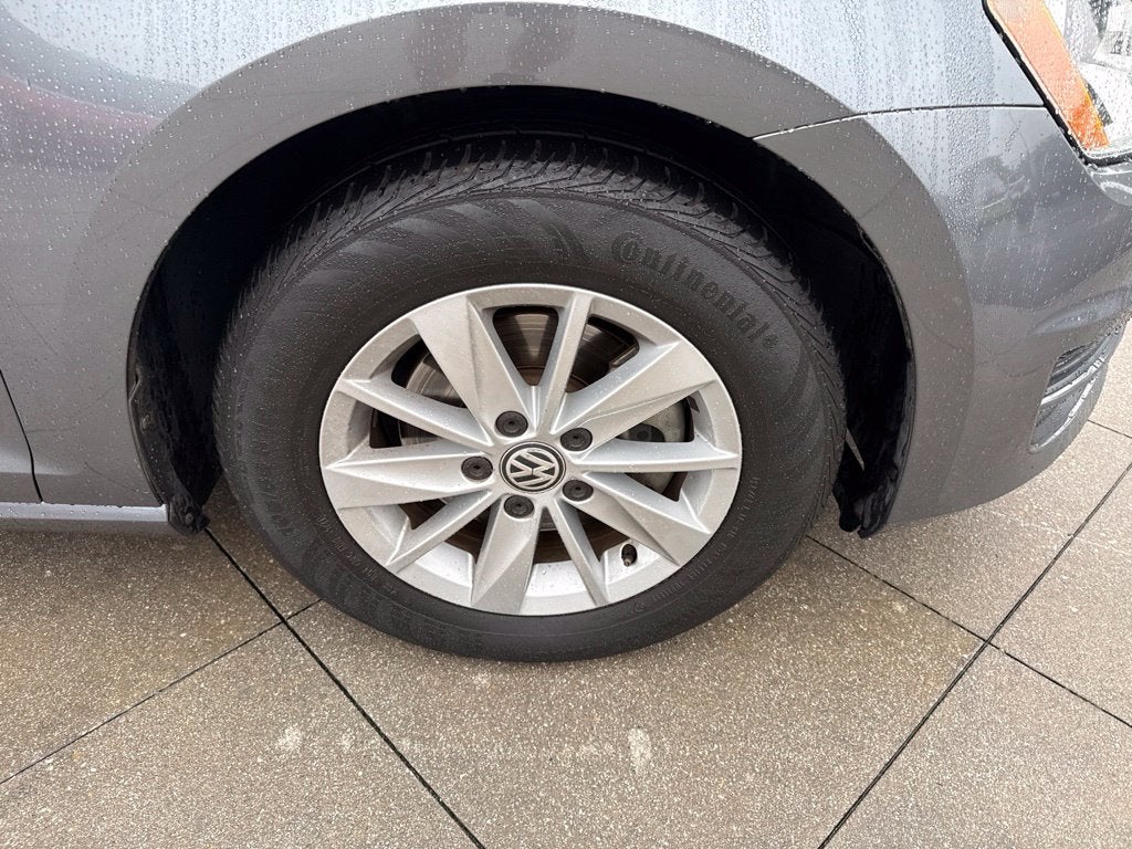 2015 Volkswagen Golf TSI S 2-Door