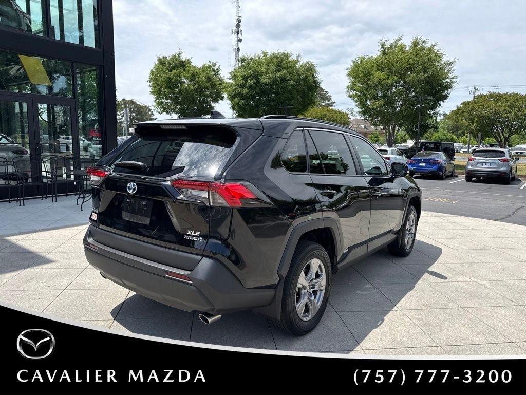2024 Toyota RAV4 Hybrid XLE