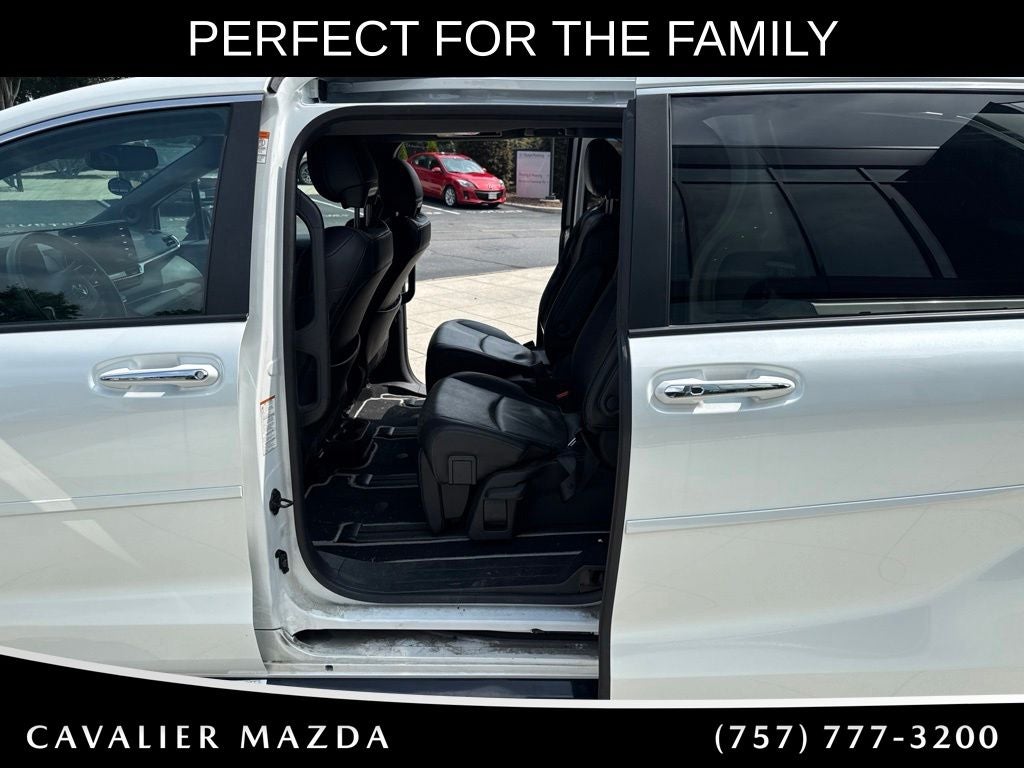 2023 Toyota Sienna XSE