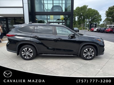 2023 Toyota Highlander Hybrid XLE