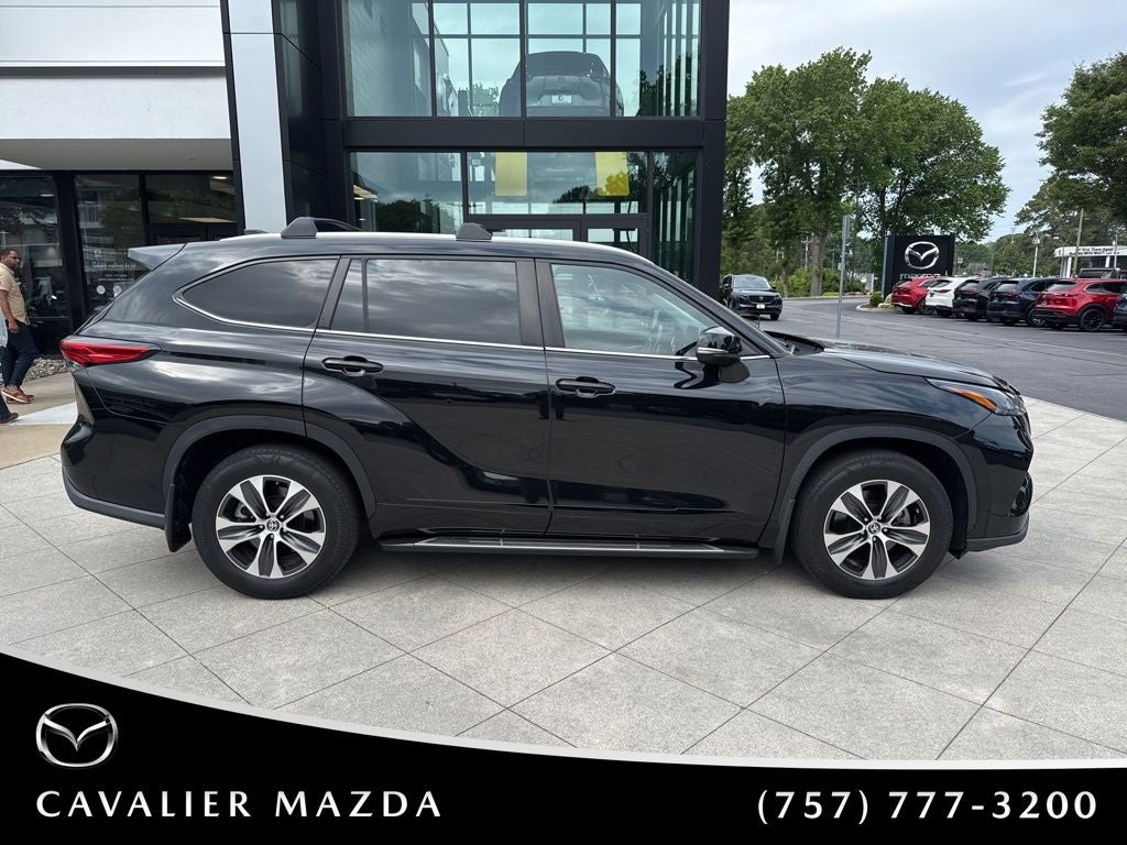 2023 Toyota Highlander Hybrid XLE