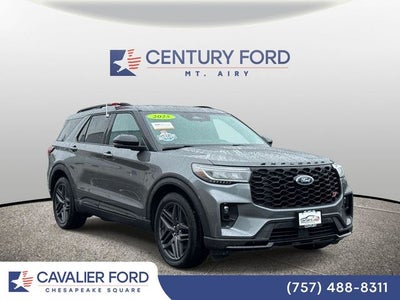 2025 Ford Explorer ST