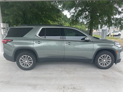 2022 Chevrolet Traverse LT Cloth