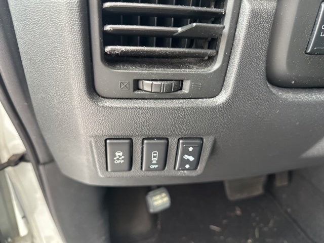 2014 Nissan Titan SL