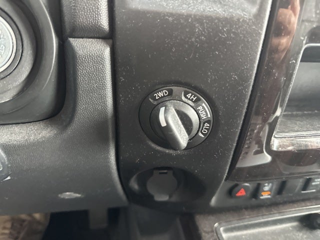 2014 Nissan Titan SL