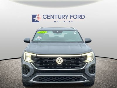 2024 Volkswagen Atlas Cross Sport 2.0T SE w/ Technology