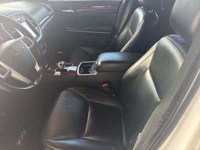 2012 Chrysler 300 Limited