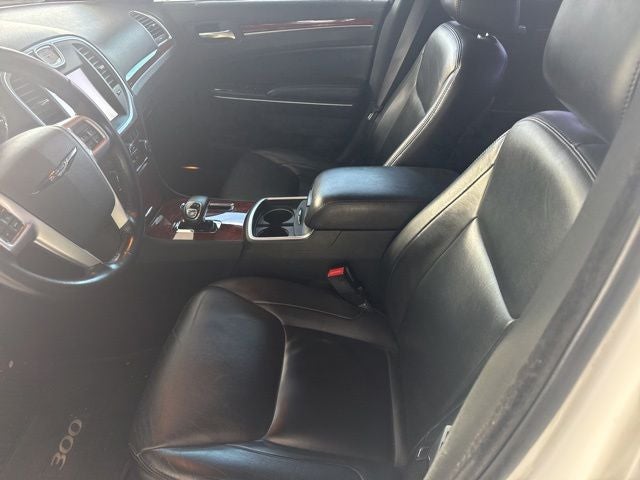 2012 Chrysler 300 Limited