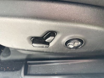 2024 Chrysler Pacifica Hybrid Select Appearance