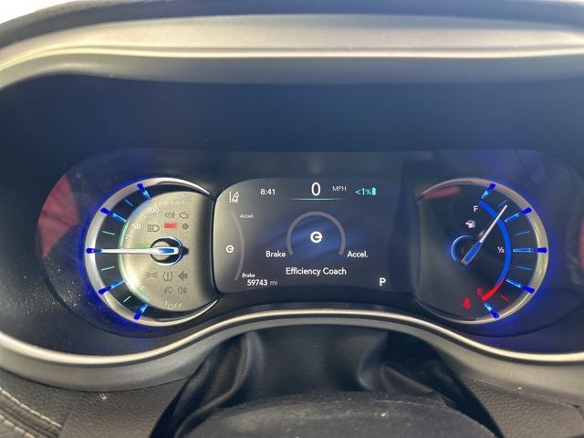 2024 Chrysler Pacifica Hybrid Select Appearance