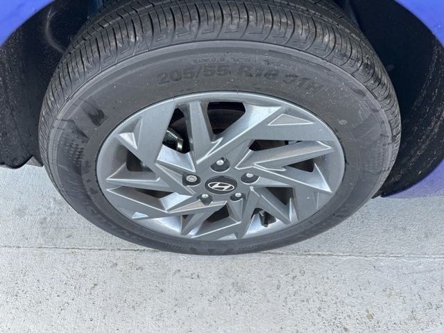 2025 Hyundai Elantra HEV Blue