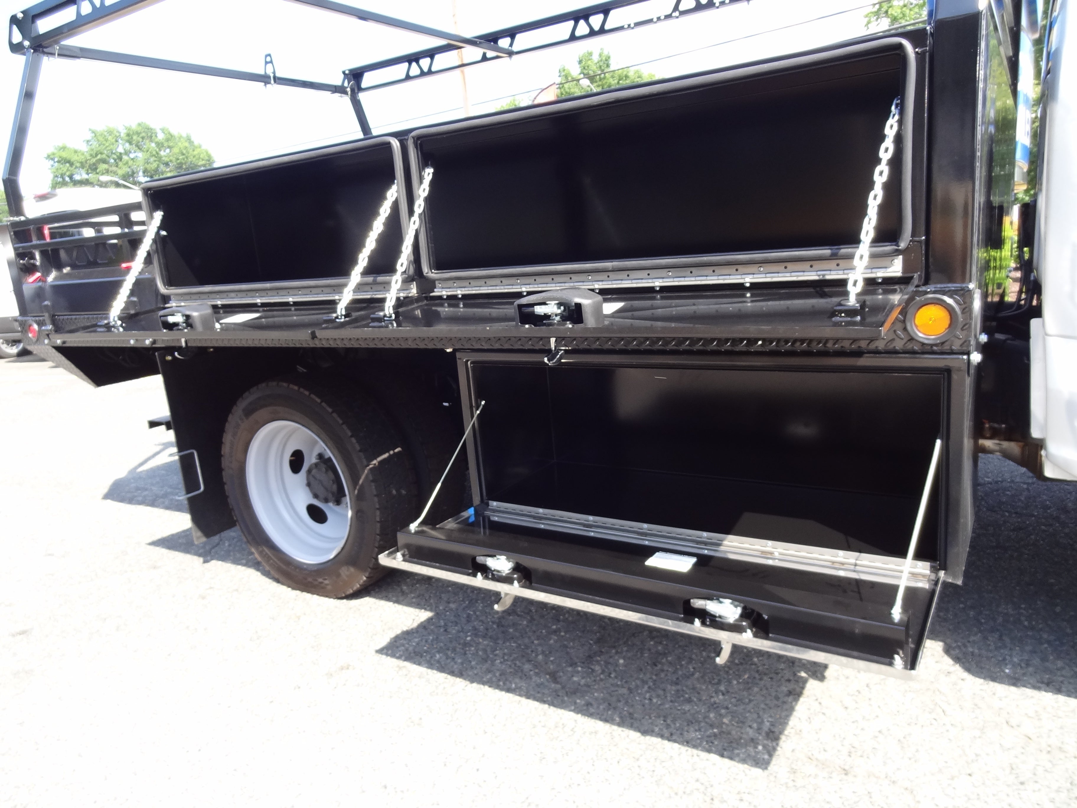 2025 Ford Chassis Cab F-450® XL