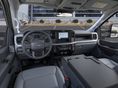 2025 Ford Chassis Cab F-350® XL