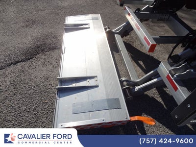 2027 Ford F-650-750 F-650 SD Gas Straight Frame