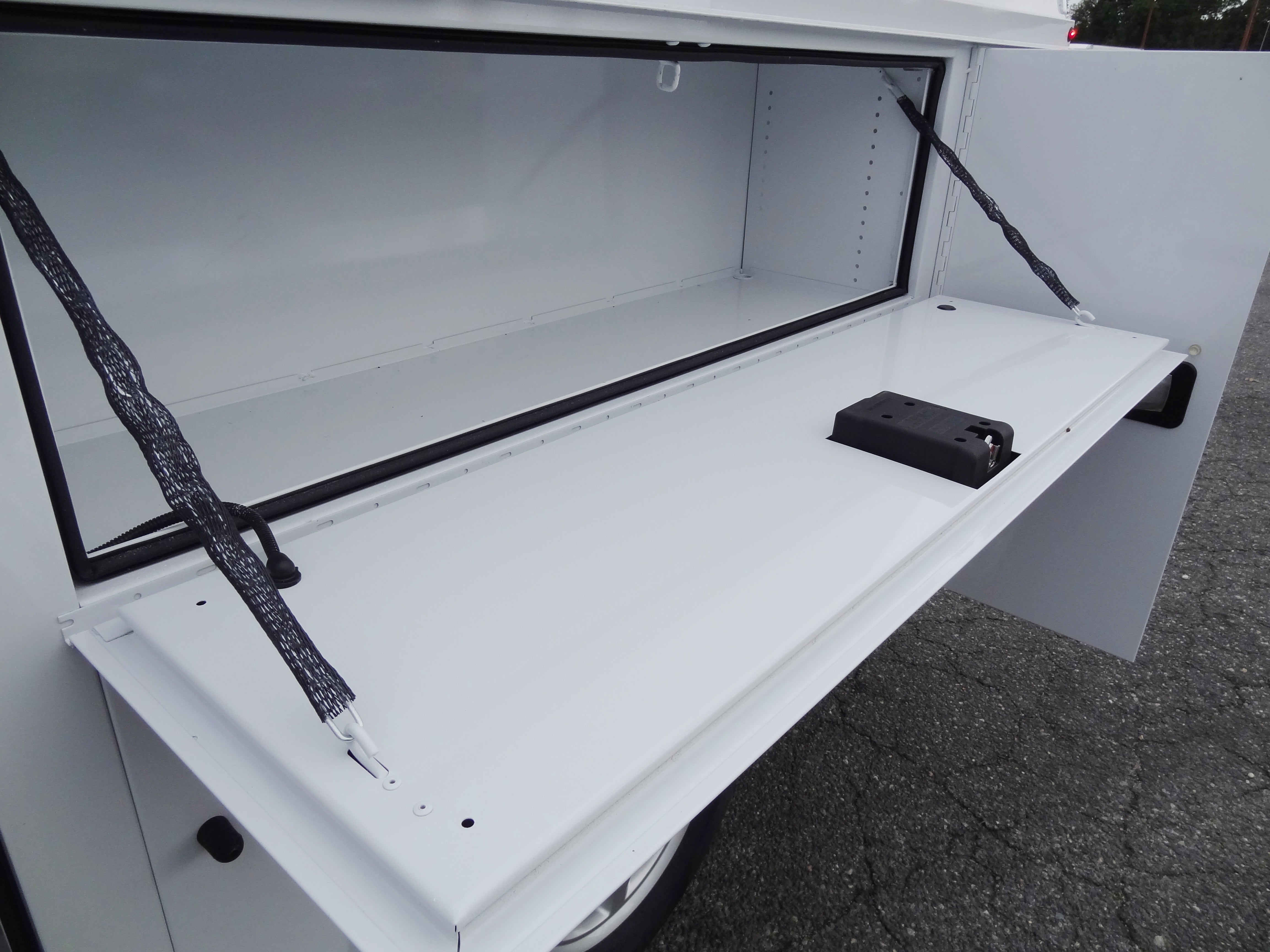 2026 Ford Econoline Cutaway E-350 SRW