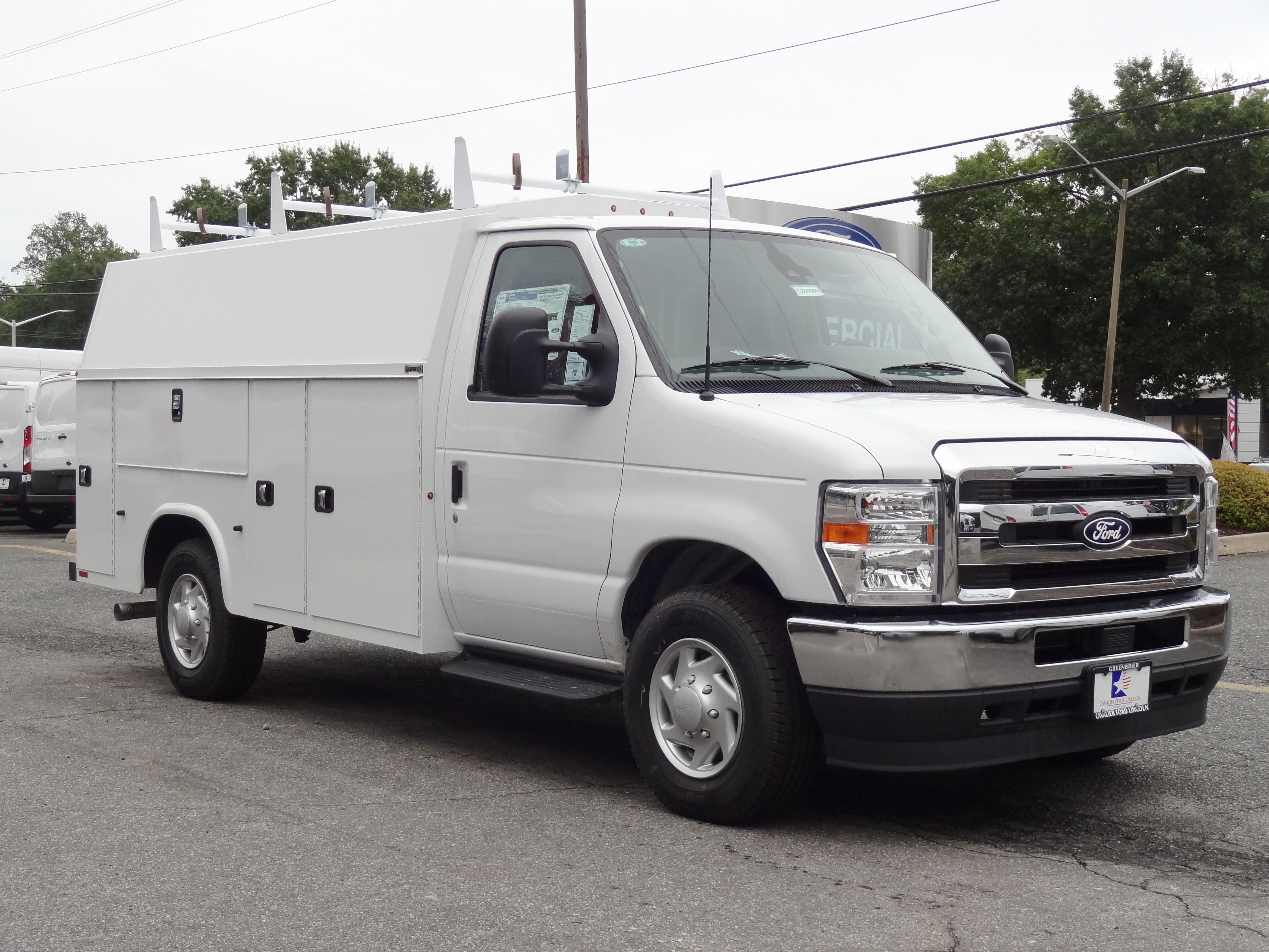 2026 Ford Econoline Cutaway E-350 SRW