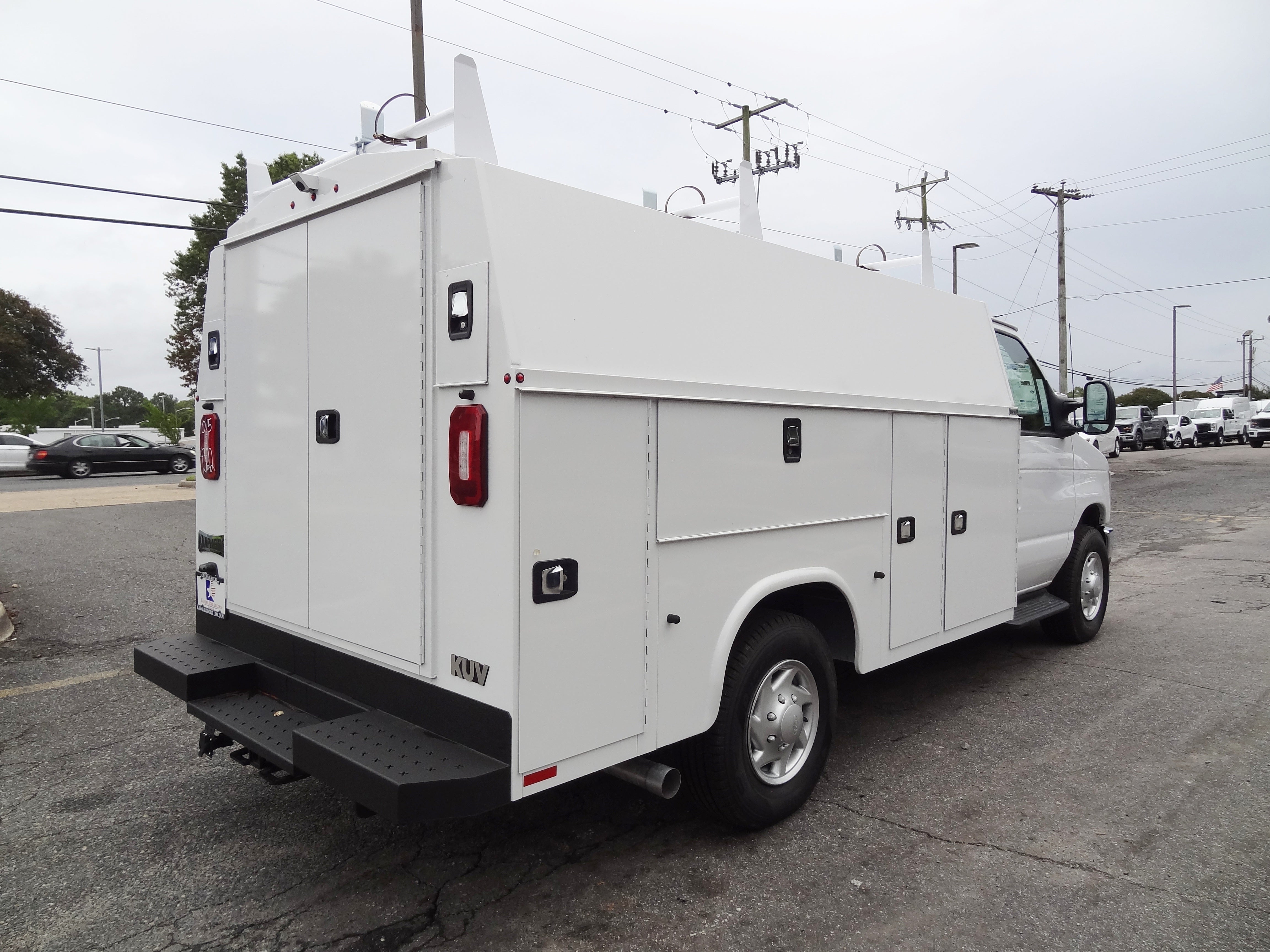 2026 Ford Econoline Cutaway E-350 SRW