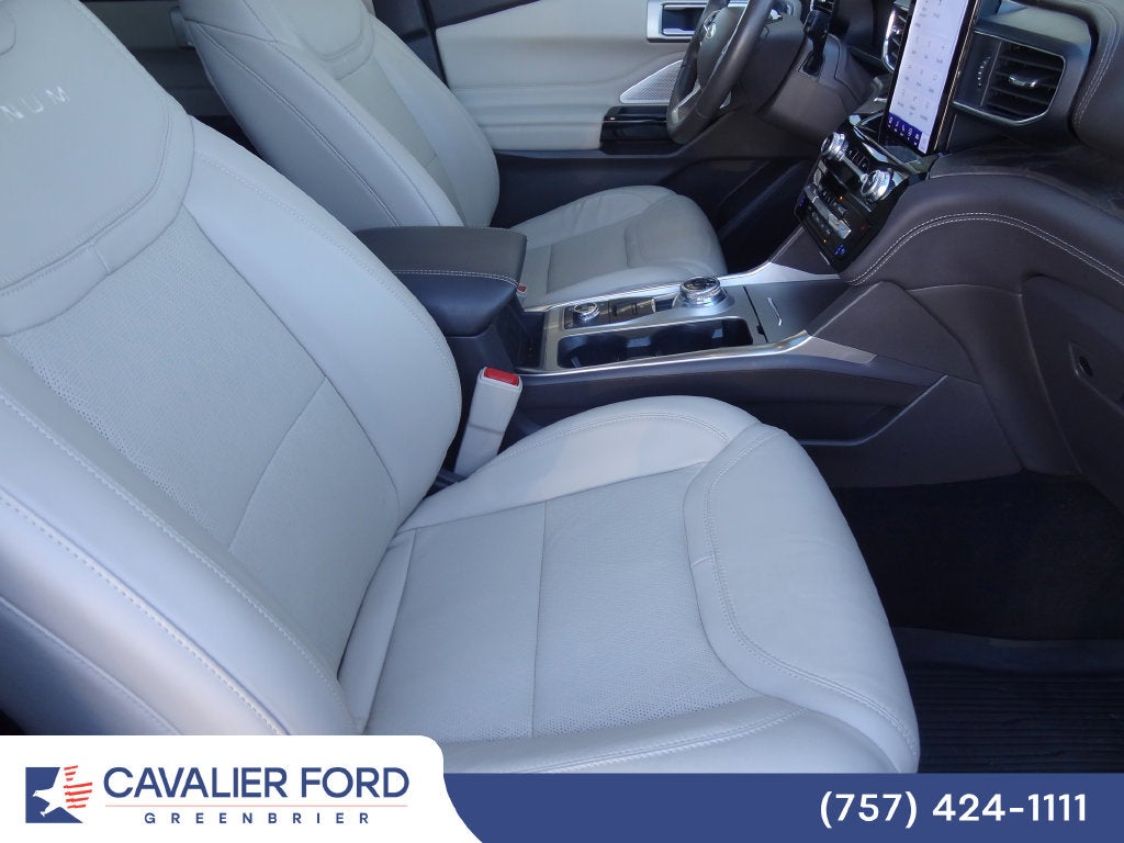 2023 Ford Explorer Platinum