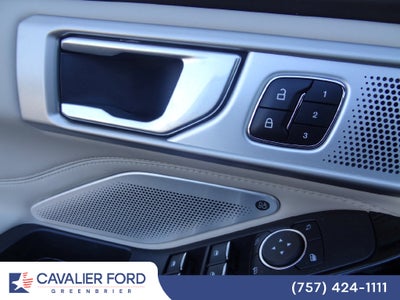 2023 Ford Explorer Platinum