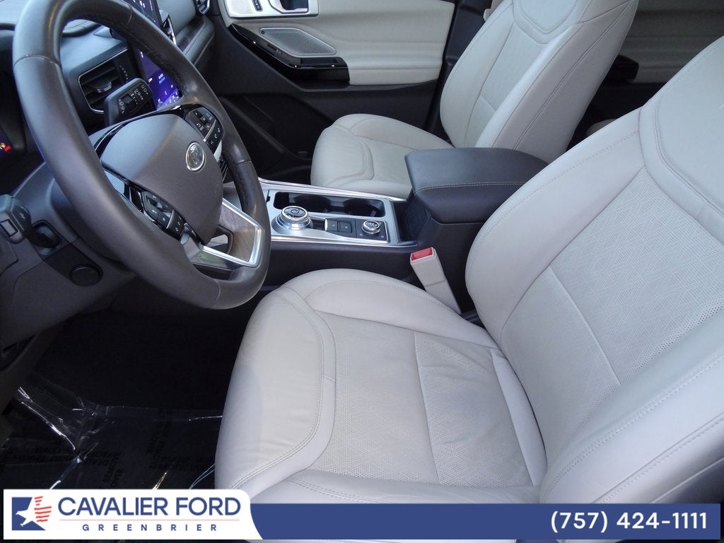 2022 Ford Explorer Platinum