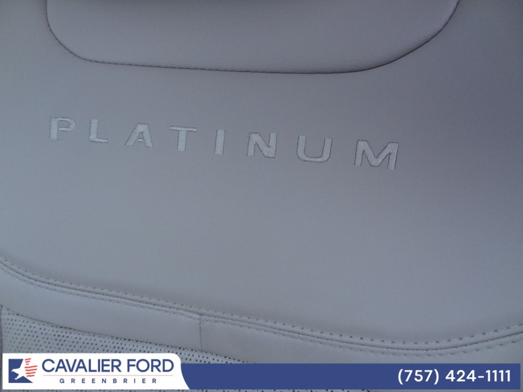 2022 Ford Explorer Platinum