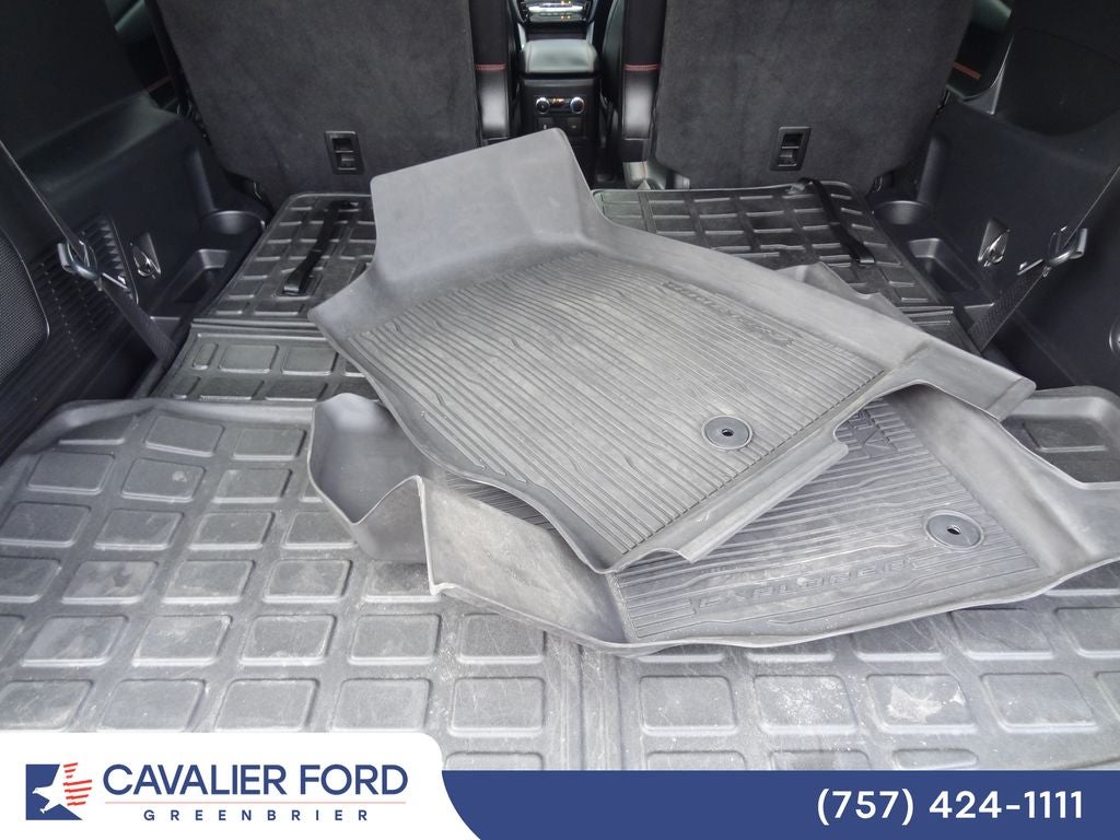 2022 Ford Explorer ST-Line