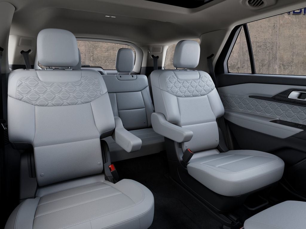 2027 Ford Explorer 4-Door 4DR 4WD PLTNM