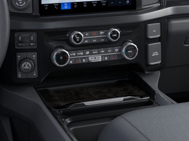 2025 Ford Super Duty F-350® Lariat®