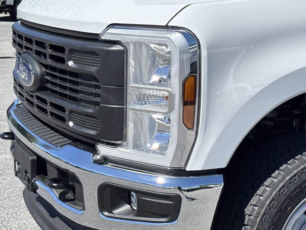 2026 Ford Super Duty F-350® XL