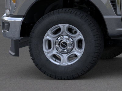 2026 Ford Super Duty F-350® XLT