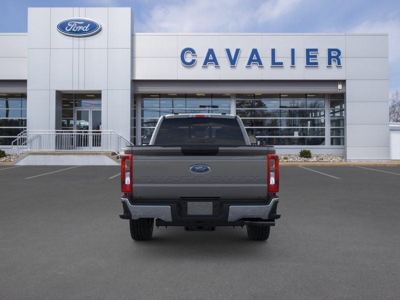 2026 Ford Super Duty F-350® XLT