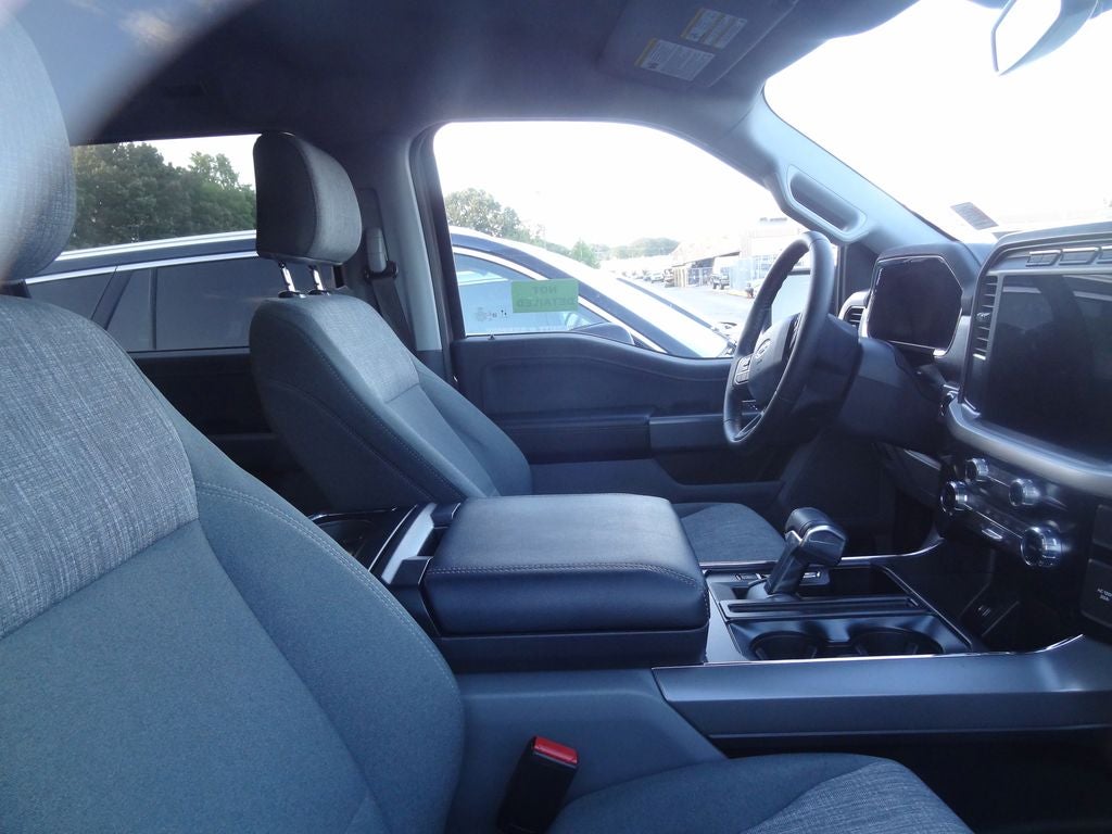 2023 Ford F-150 Lightning XLT