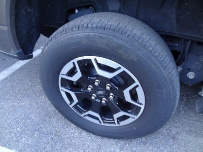 2023 Ford F-150 Lightning XLT