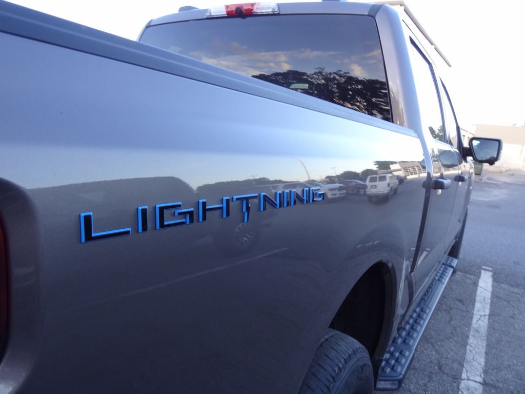 2023 Ford F-150 Lightning XLT