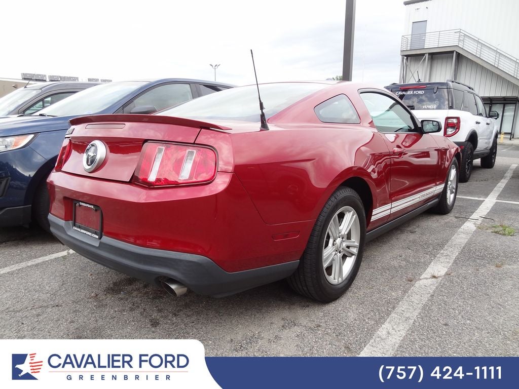 2011 Ford Mustang V6