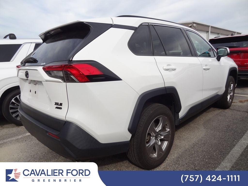 2023 Toyota RAV4 XLE
